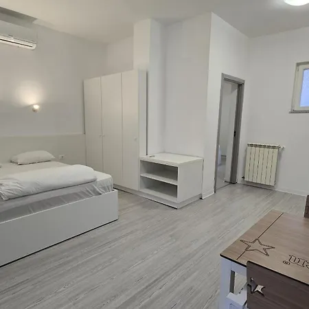 Continental 2bdr Apartment