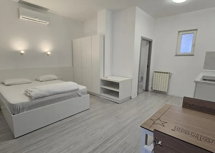 Continental 2bdr Apartment