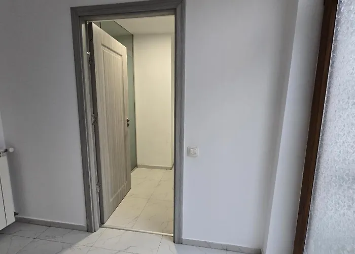 Continental 2bdr Бухарест